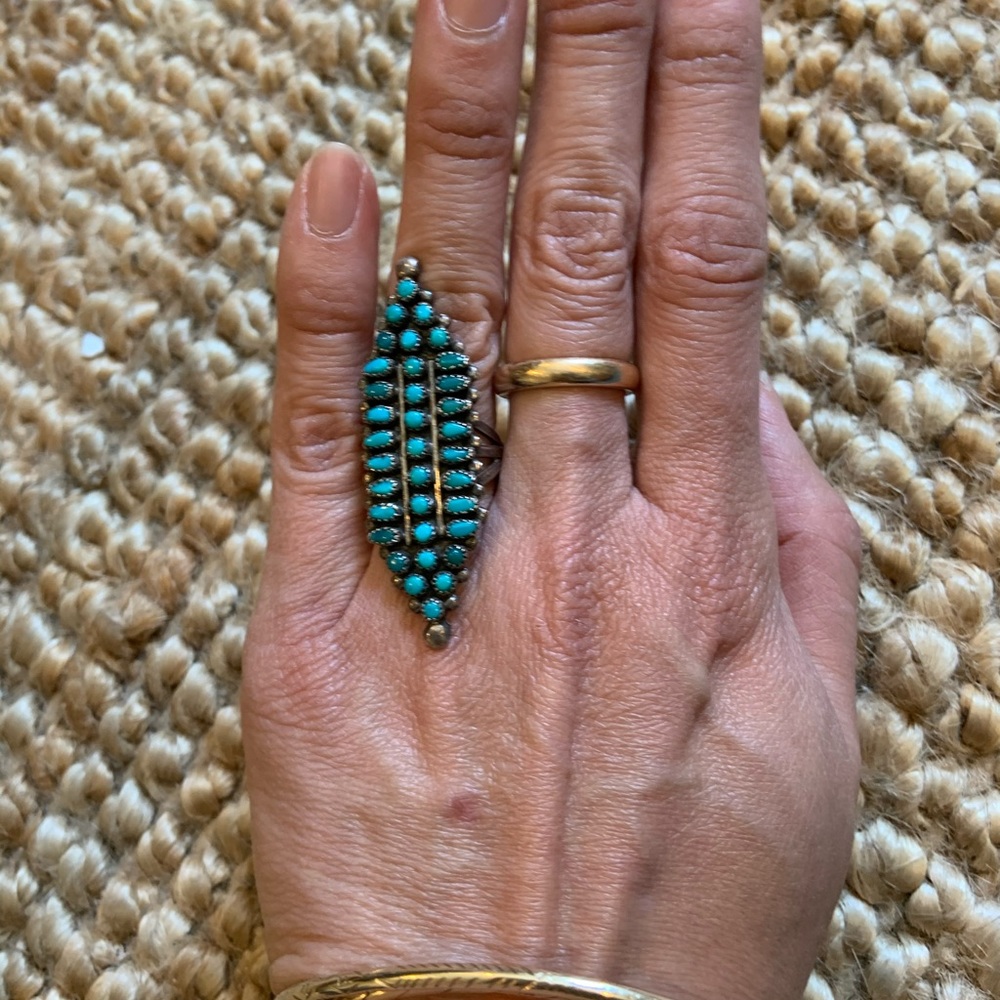 Vintage Zuni needle point turquoise silver ring
